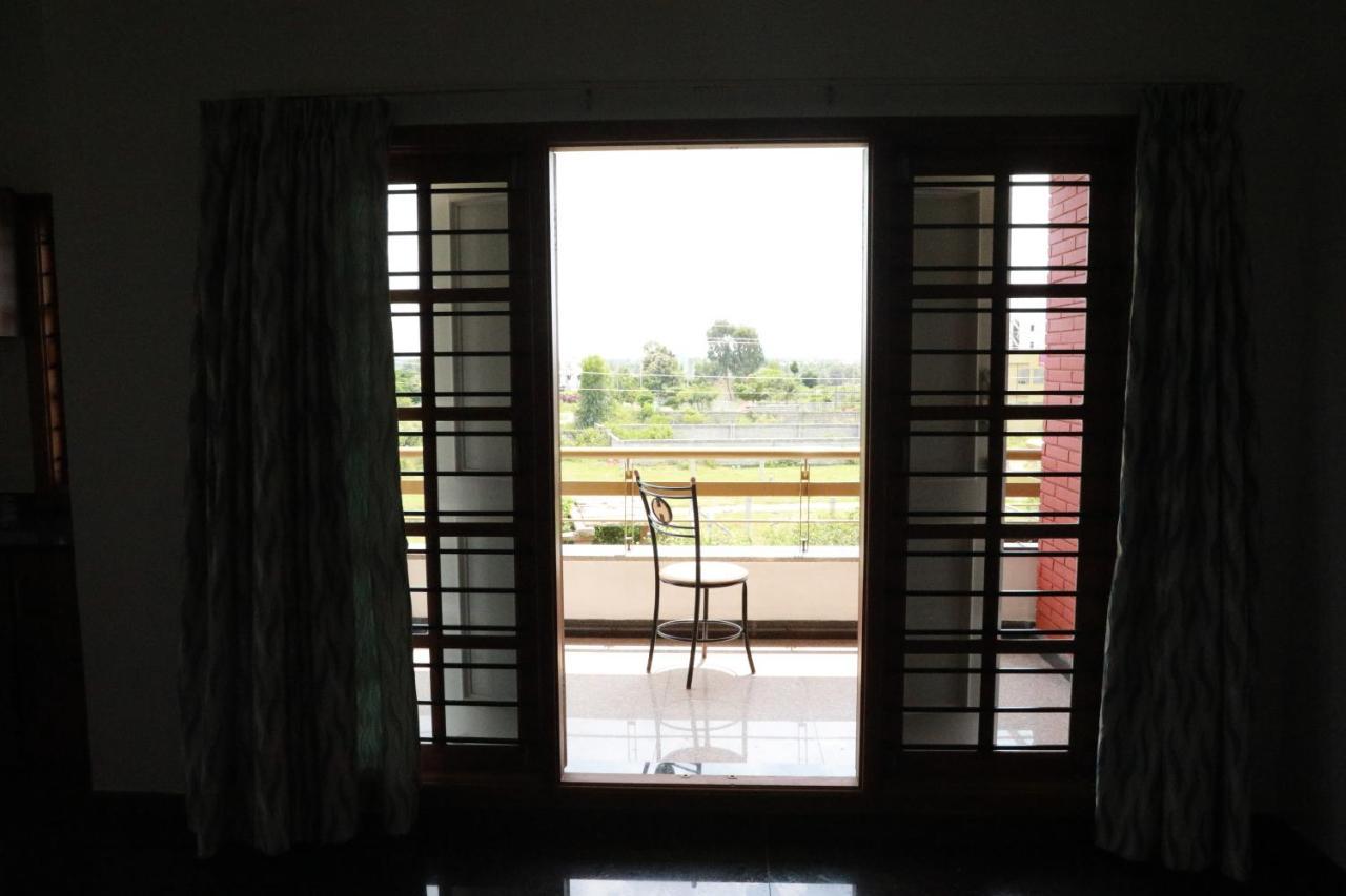 Zions Hotel And Apertment Devanahalli Exterior foto